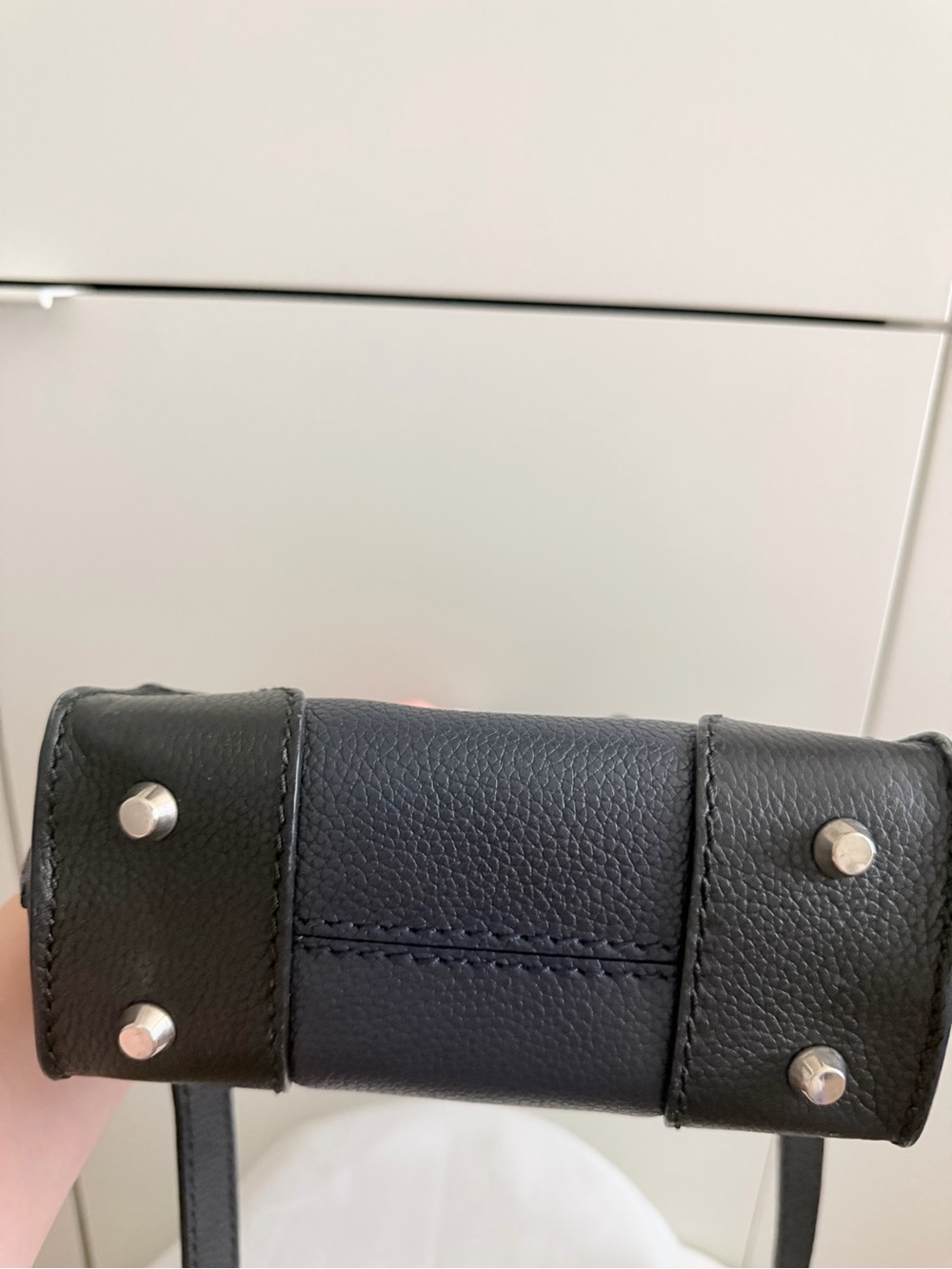 Alexander McQueen Black Pebbled Leather Satchel - Picture 5 of 7